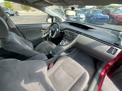 Used 2010 Toyota Prius One image 29