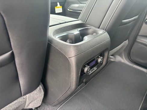 New 2026 Chevrolet Traverse LT w/ Sun and Wheel Package image 31