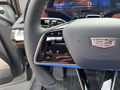 New 2026 Cadillac Optiq Sport 1 image 30