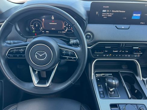 Certified 2025 MAZDA CX-70 Plug-In Hybrid w/ Premium Pkg image 11