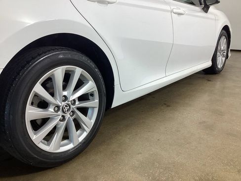 Used 2023 Toyota Camry LE FWD image 9