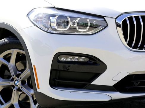 Used 2020 BMW X4 xDrive30i w/ Premium Package image 3