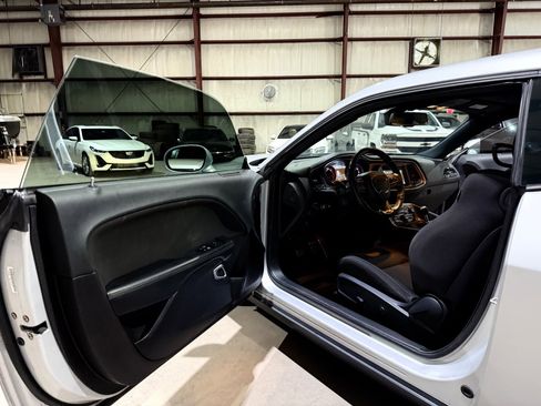 Used 2019 Dodge Challenger R/T w/ Cold Weather Group image 12