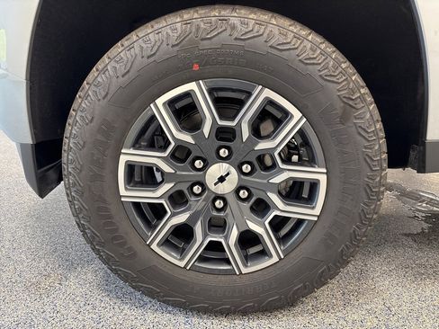 New 2025 Chevrolet Colorado Z71 w/ Z71 Convenience Package 2 image 38