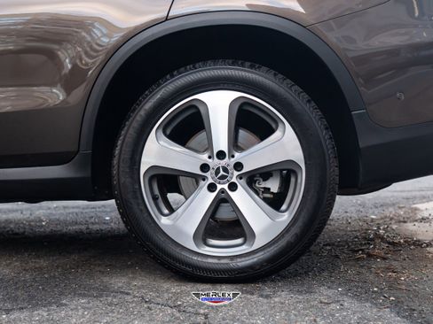 Used 2018 Mercedes-Benz GLC 300 4MATIC Coupe w/ Multimedia Package image 12