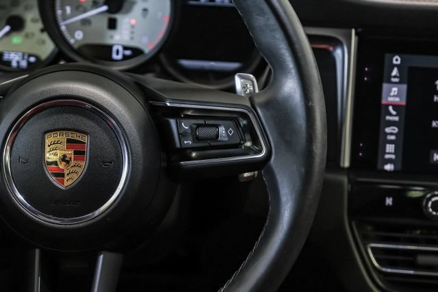 Used 2022 Porsche Macan GTS AWD/4WD image 19