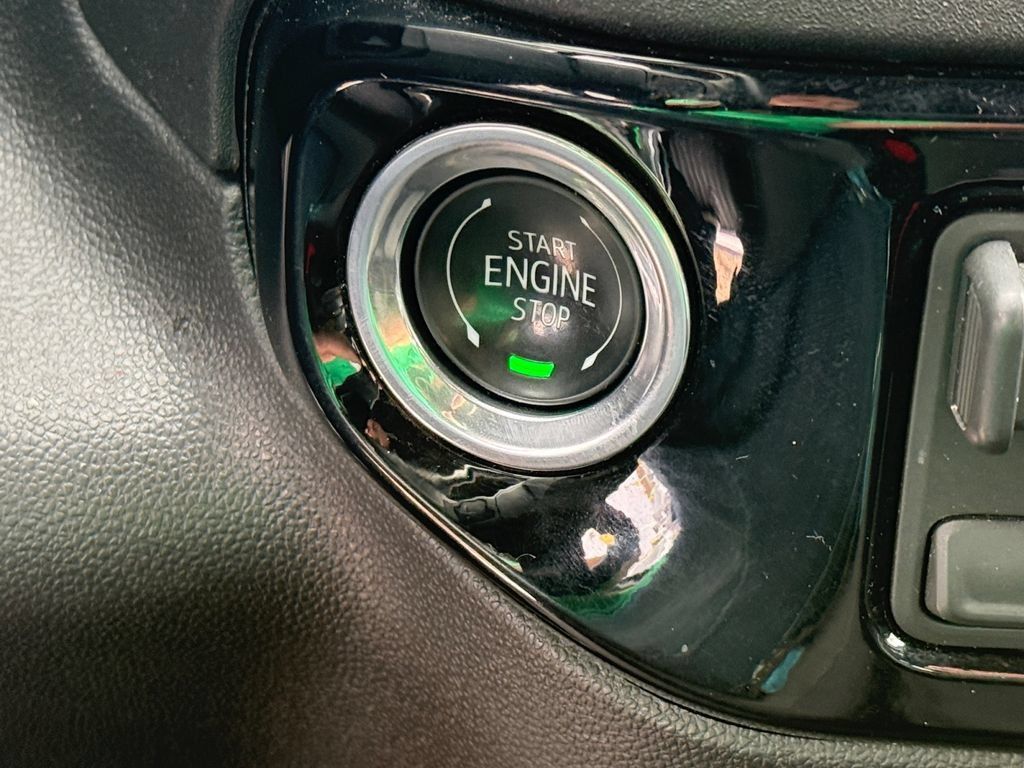 Used 2026 Chevrolet Silverado 1500 RST AWD/4WD image 32