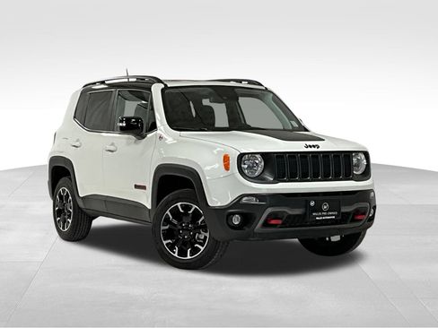 Used 2023 Jeep Renegade Trailhawk AWD/4WD image 1