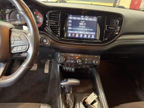 Used 2021 Dodge Durango GT AWD/4WD image 7