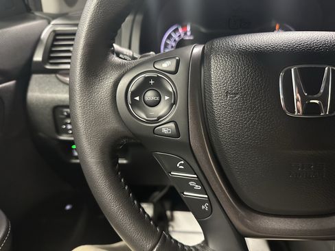 Used 2023 Honda Ridgeline RTL image 12