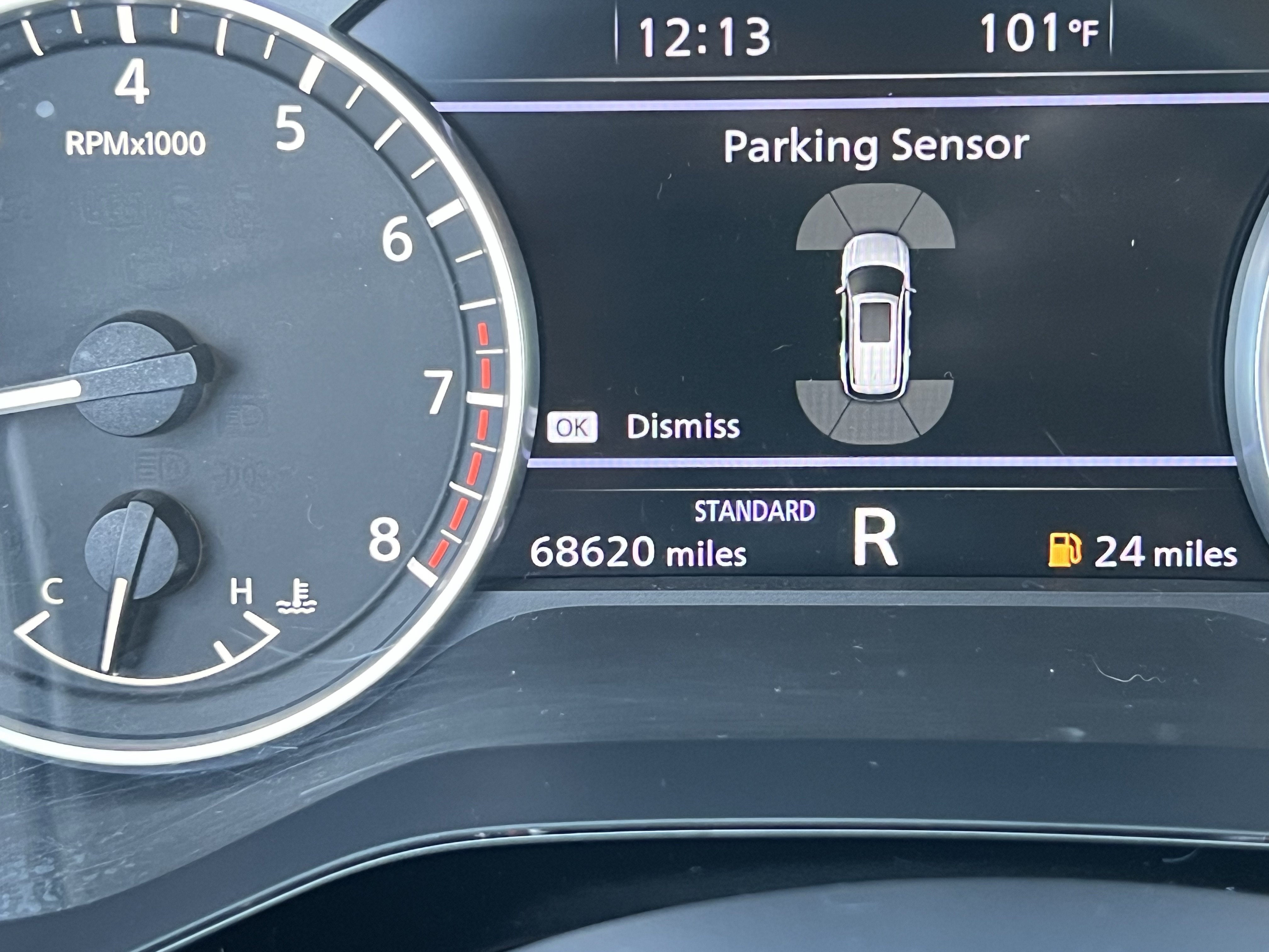 Used 2022 Nissan Pathfinder SL FWD image 31