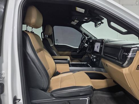 Used 2023 Ford F250 Lariat w/ Chrome Package AWD/4WD image 15