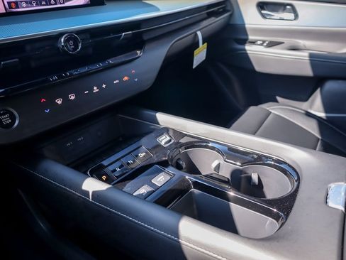 New 2025 Nissan Murano SL w/ Cargo Package image 17