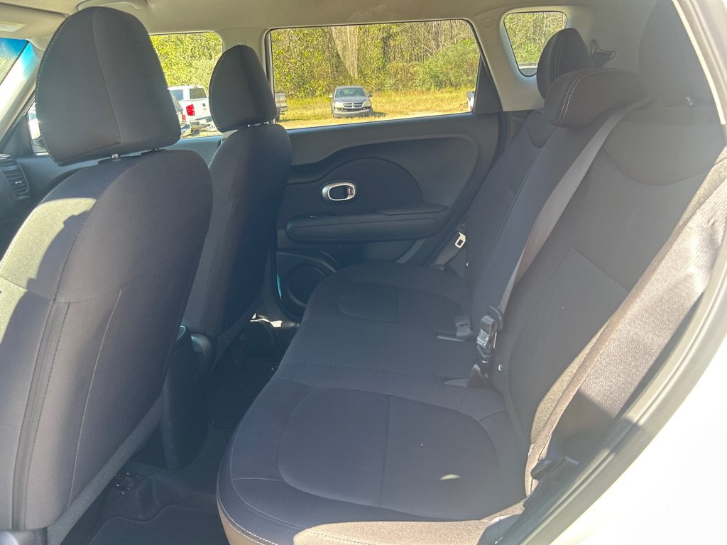 Used 2019 Kia Soul FWD image 15