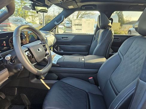 New 2026 INFINITI QX80 Autograph w/ Premium Cargo Package image 25