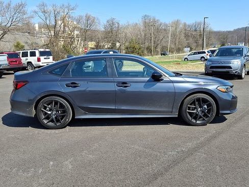 Used 2025 Honda Civic Sport image 8