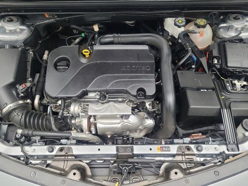 Used 2023 Chevrolet Malibu LT FWD image 30