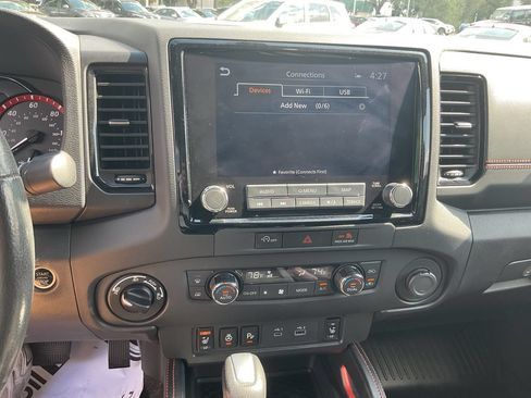 Used 2023 Nissan Frontier PRO-4X w/ Pro Convenience Package AWD/4WD image 32