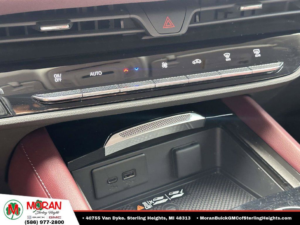 Certified 2025 Buick Envision Sport Touring AWD/4WD image 29