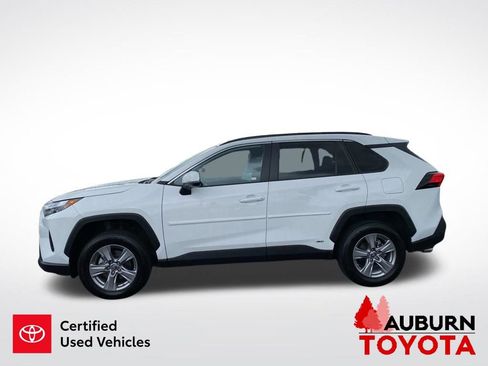 Certified 2024 Toyota RAV4 LE AWD/4WD image 5