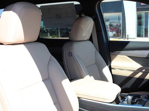 New 2026 Buick Enclave Preferred FWD image 16