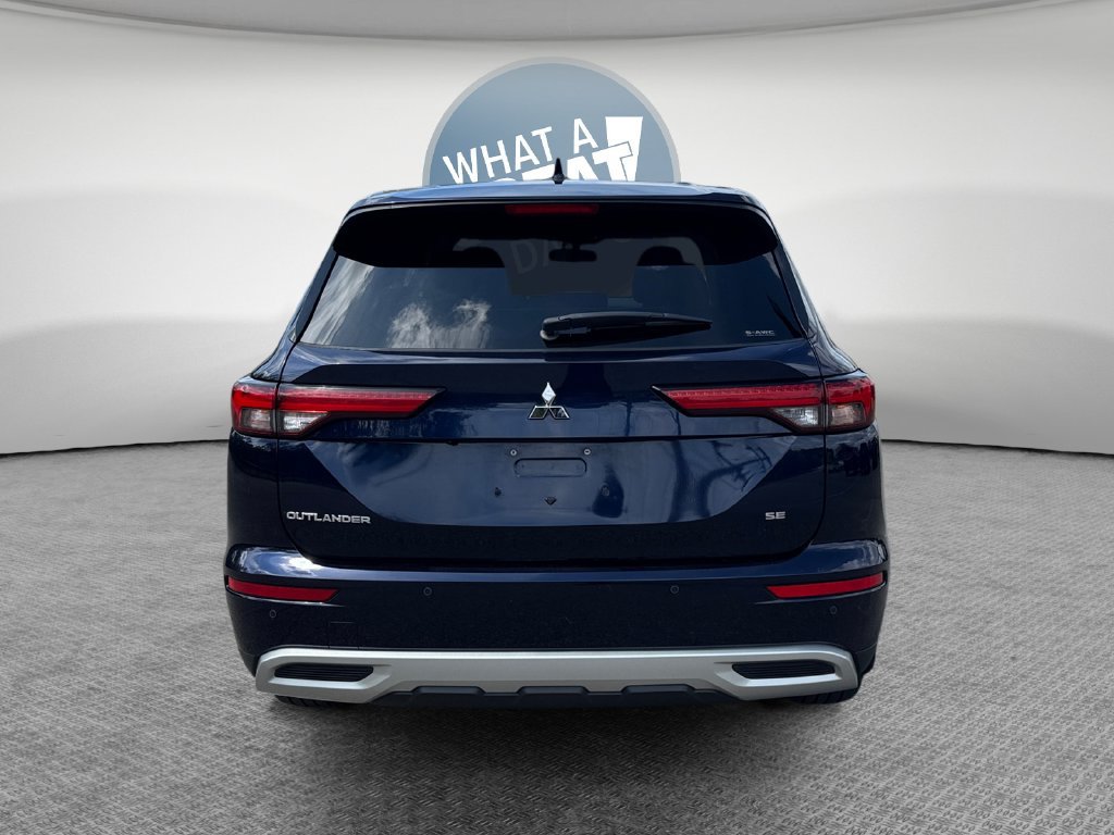 Used 2022 Mitsubishi Outlander SE AWD/4WD image 5