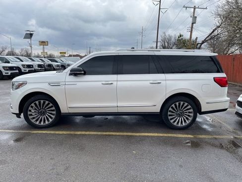 Used 2019 Lincoln Navigator L Reserve w/ Cargo Package image 10