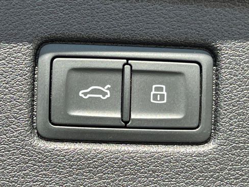 Used 2018 Audi A5 2.0T Premium Plus image 19