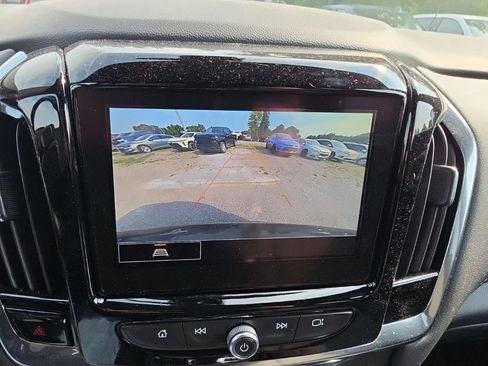Used 2024 Chevrolet Traverse LT w/ LPO, Floor Liner Package AWD/4WD image 6