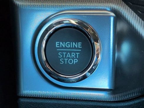 Used 2025 Ford F150 Lariat w/ Equipment Group 502A High AWD/4WD image 37