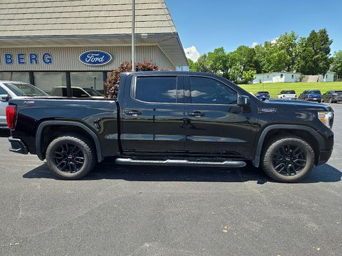 Used 2021 GMC Sierra 1500 Elevation w/ Preferred Package image 2