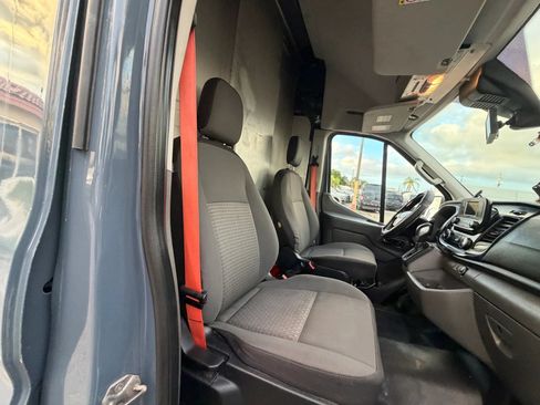 Used 2020 Ford Transit 250 148 High Roof Extended RWD image 17