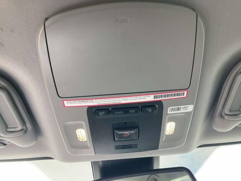 Used 2023 Toyota Camry XSE FWD image 27