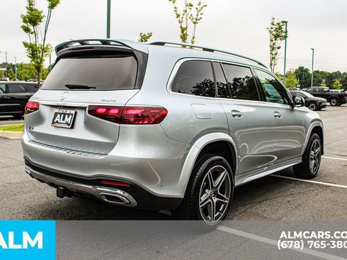 Used 2024 Mercedes-Benz GLS 450 4MATIC image 6