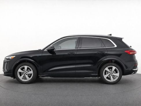 Used 2025 Audi Q5 Premium Plus AWD/4WD image 4