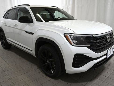 New 2026 Volkswagen Atlas Cross Sport SEL R-Line AWD/4WD image 15