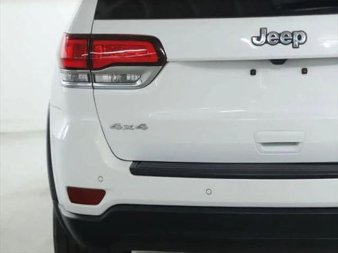 Certified 2021 Jeep Grand Cherokee Laredo X image 43