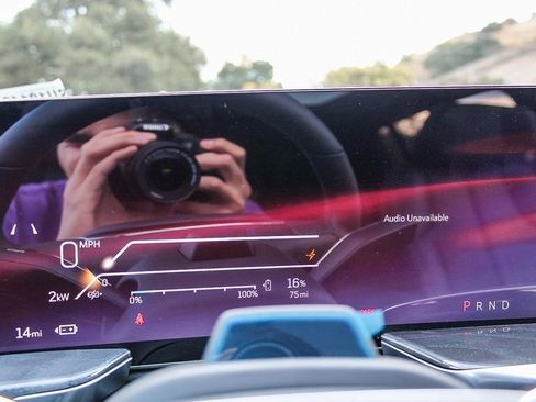 Used 2025 Cadillac Escalade IQ Sport 2 image 26