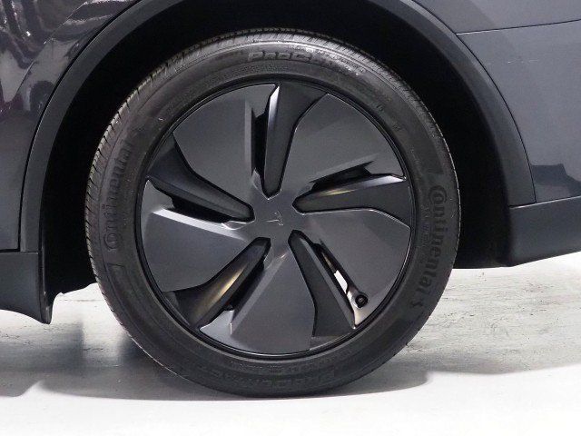 Used 2026 Tesla Model Y Long Range RWD image 54