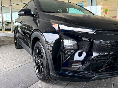 New 2027 Chevrolet Bolt RS w/ Technology Package image 9