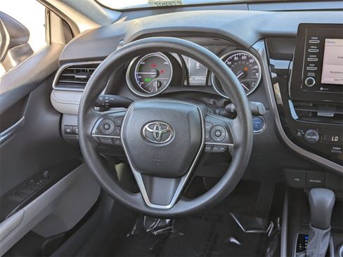 Used 2021 Toyota Camry LE image 13