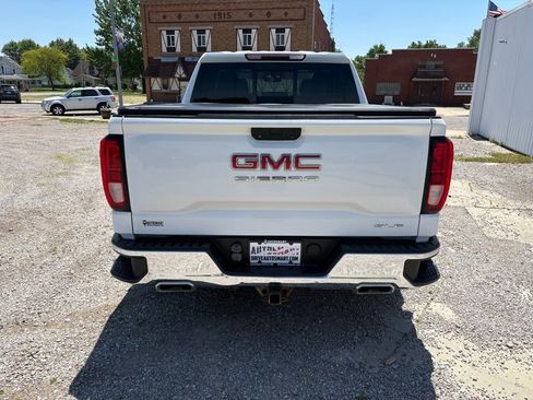 Used 2019 GMC Sierra 1500 SLE w/ X31 Off-Road Package AWD/4WD image 4