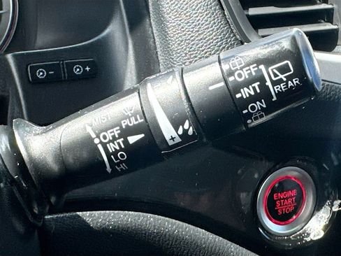 Used 2016 Honda Pilot Touring image 13