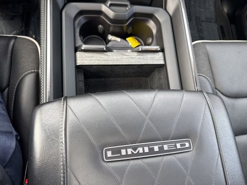 Used 2025 RAM 1500 Limited AWD/4WD image 19