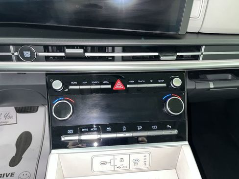 Used 2025 Hyundai Santa Fe SEL AWD/4WD image 20
