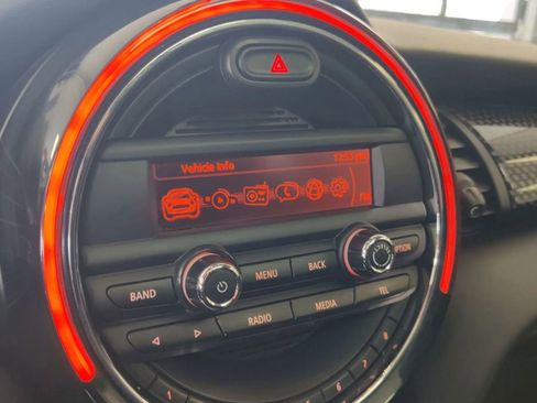 Used 2016 MINI Cooper S image 24