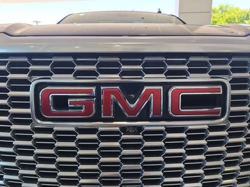 Certified 2022 GMC Yukon XL Denali AWD/4WD image 31