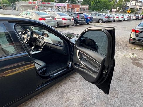 Used 2013 BMW 328i Sedan RWD image 17