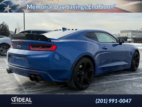 Used 2017 Chevrolet Camaro SS RWD image 6