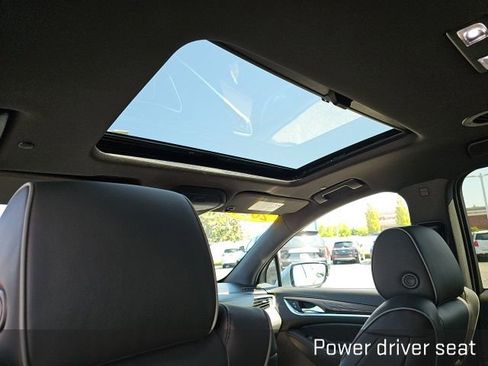 Used 2024 Buick Enclave Avenir w/ Avenir Technology Package image 33